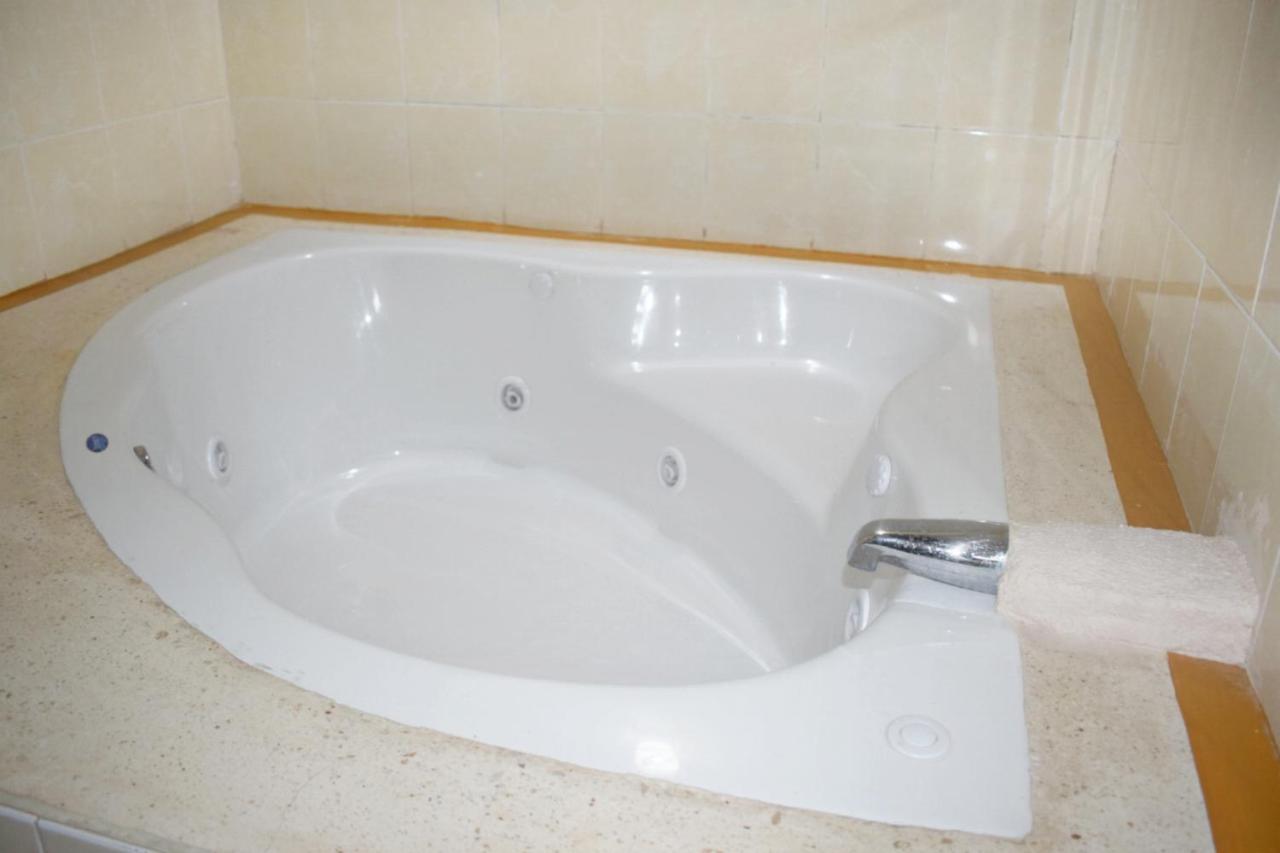 Hotel Casa Rico Βαγιαδολίδ Εξωτερικό φωτογραφία