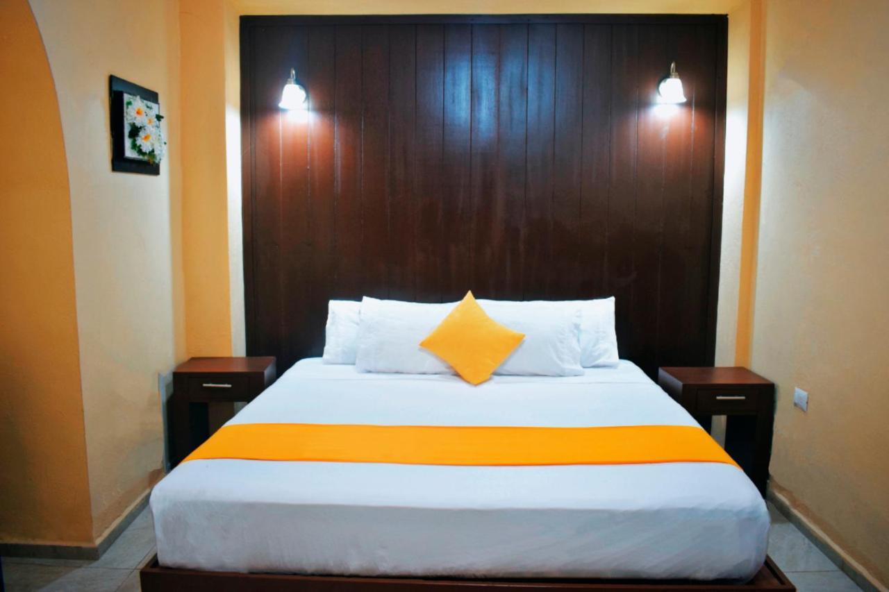 Hotel Casa Rico Βαγιαδολίδ Εξωτερικό φωτογραφία